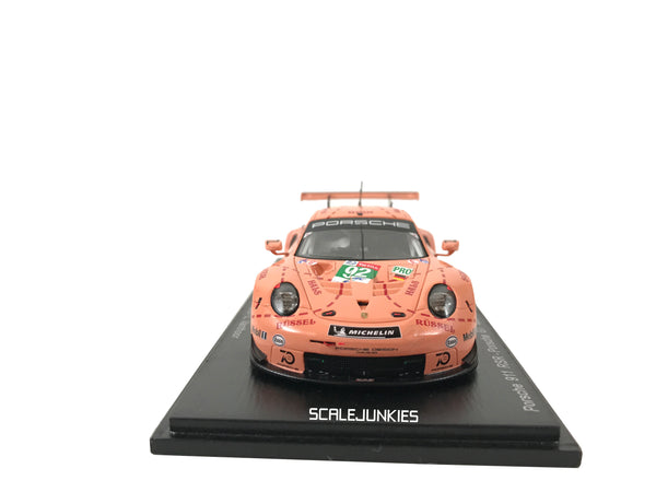 spark-model-porsche-911-rsr-pink-pig-24-hours-le-mans-2018-1-43-scale-model-car-y122_3