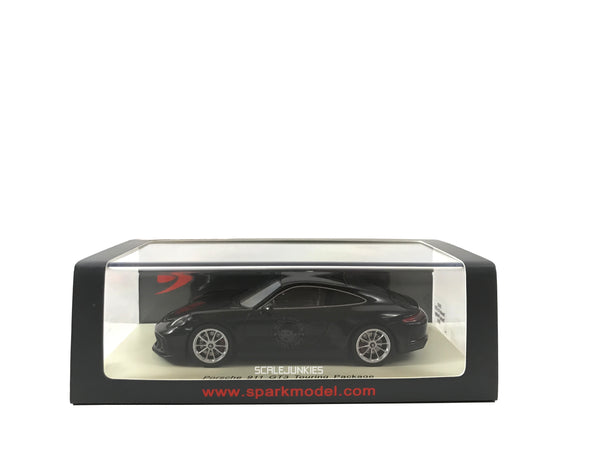 spark-model-porsche-991-gt3-touring-1-43-scale-model-car-s7625