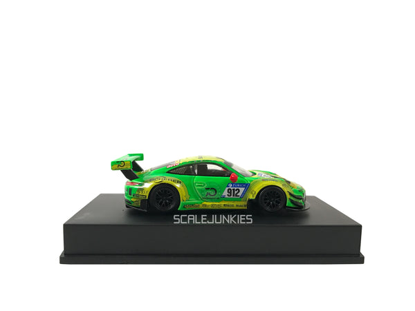spark-model-porsche-991-gt3-r-2018-nurburgring-winner-manthey-racing-1-64-scale-model-car-y119