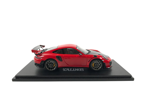   spark-model-porsche-911-gt2-rs-2018-1-43-scale-model-car-s7623