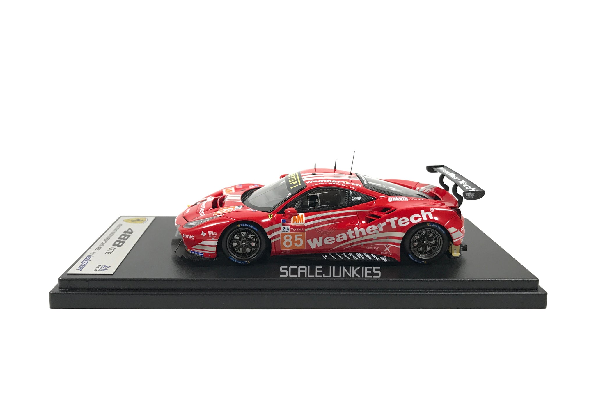 Looksmart Model Cars For Sale at Scale Junkies