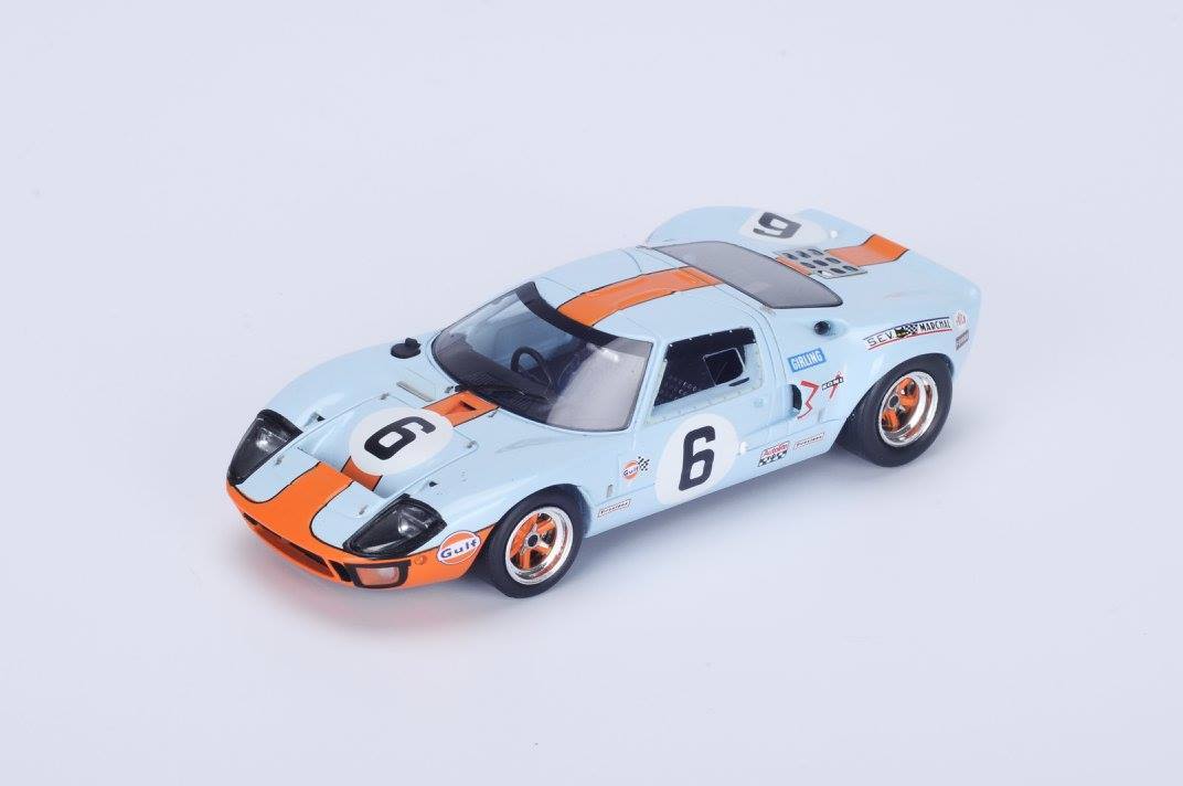 spark-model-ford-gt40-mki-le-mans-winner-1969-1-43-scale-model-car-43lm69