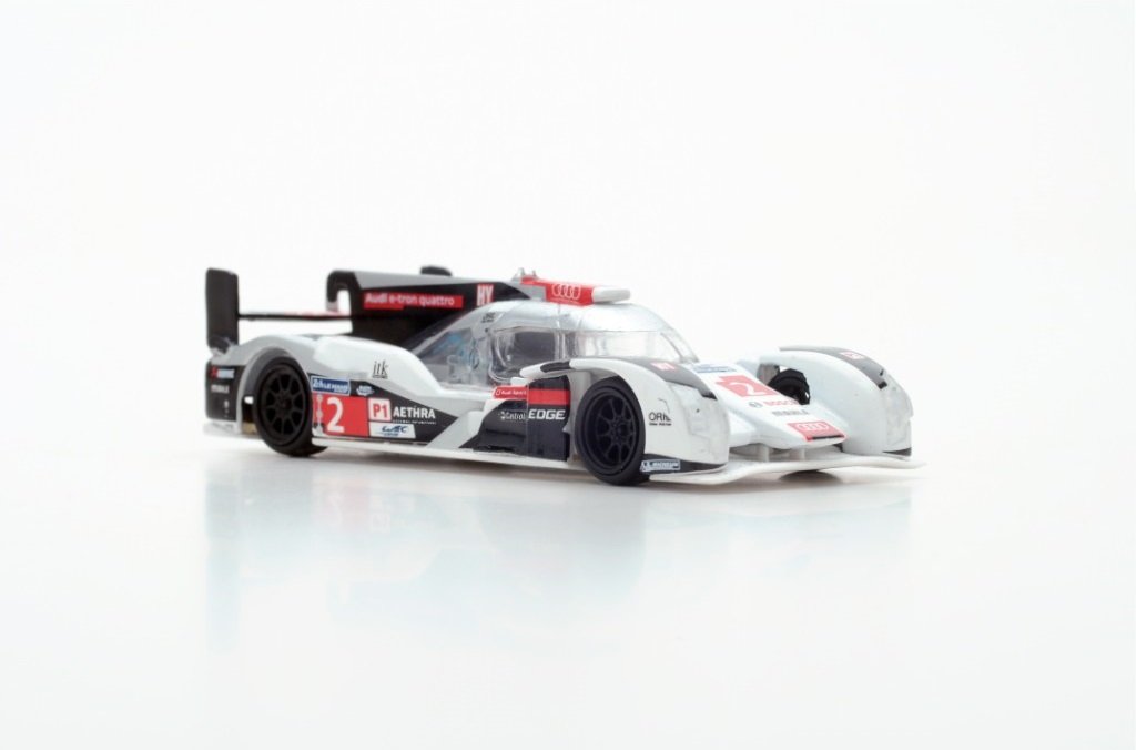 1/43 Spark Audi R18 TDi car #2 Team Joest Winner LeMans 2011