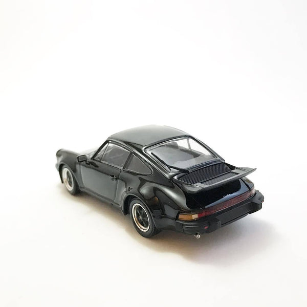 spark-models-porsche-911-turbo-1975-1-43-scale-diecast-model-car-SDC004