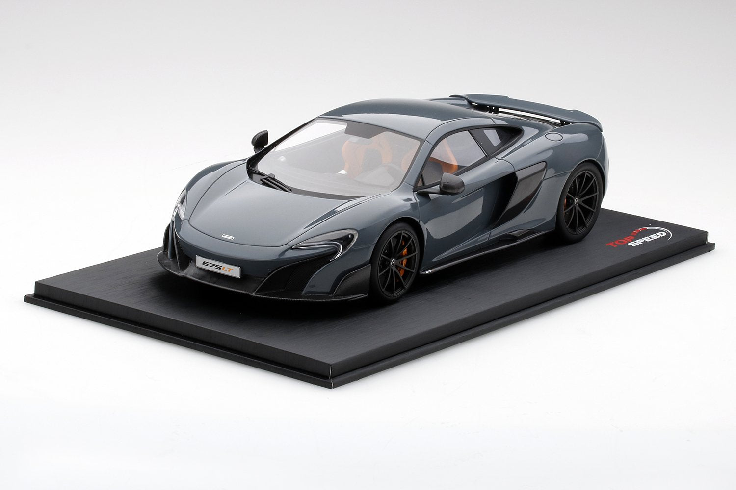 topspeed-models-mclaren-675-lt-chicane-grey-1-18-scale-model-car-ts0009