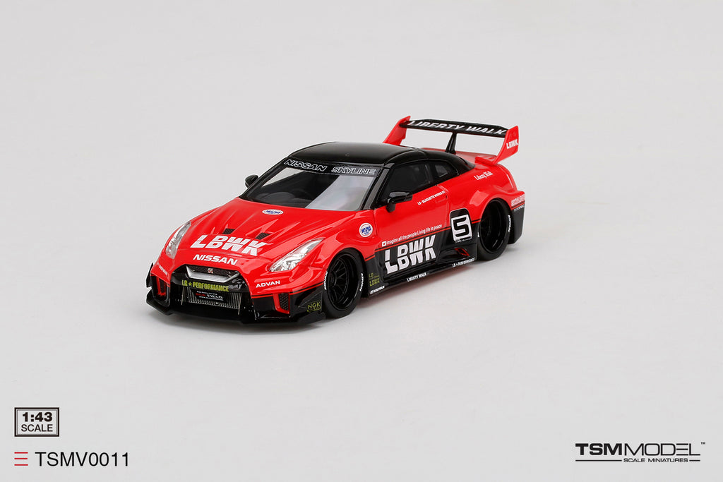 TSM Model 1:43 Scale LBWK Nissan 35GT-RR Ver.1 Silhouette – Scale